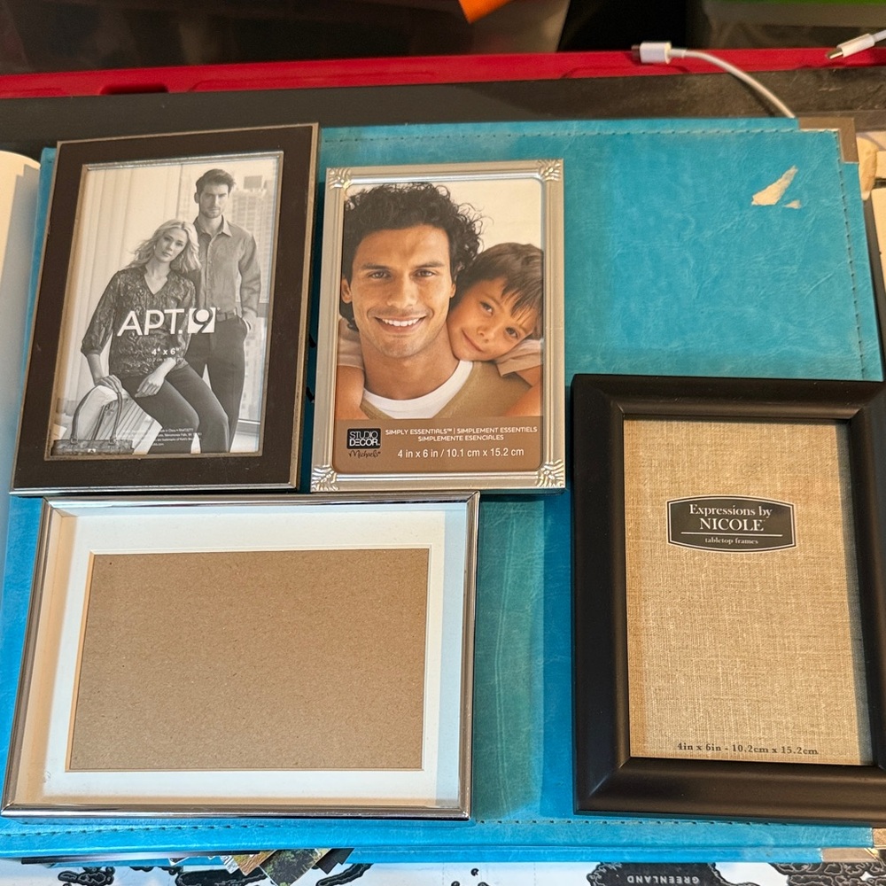 Assorted 4X6 photo frames